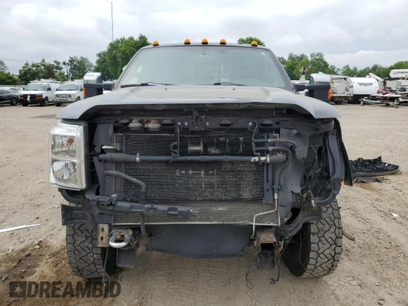 2014 Ford F-250 XL z VIN 1FT7W2BT3EEA20317, wystawiony jako Copart lot #60618925 z przebiegiem 210 432 mil mil oraz Czysty tytuł • Clean title. Historia ofert i sprzedaży dostępna na DreamBid. Obrazek 5.
