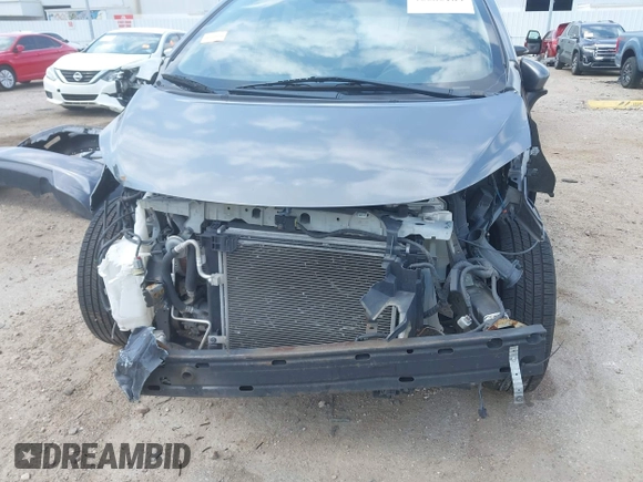 2018 Nissan Note SV с VIN 3N1CE2CPXJL352030, выставлен на аукционе IAAI как лот 42282189 с пробегом 58 100 миль миль и . История ставок и продаж доступна на DreamBid. Изображение 6.