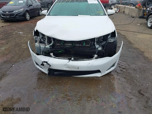2014 Toyota Camry Hybrid LE with VIN 4T1BD1FK1EU102768, listed as a IAAI auction lot 41793746 with 157,015 mi miles. Bid and sale history available at carsss.com. Image 6.