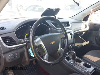 2015 Chevrolet Traverse LT with VIN 1GNKRGKDXFJ236009, listed as a IAAI auction lot 42076239 with Not Provided miles. Bid and sale history available at carsss.com. Image 20.