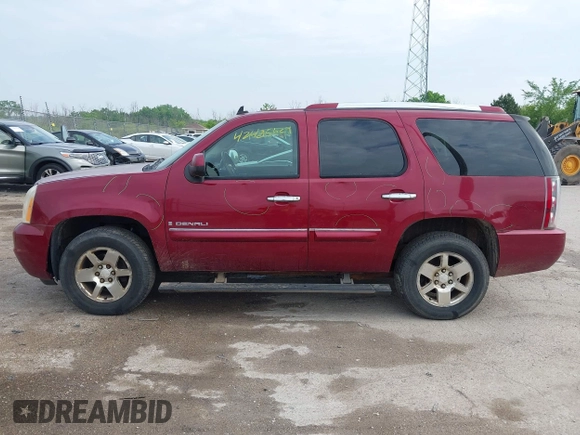 2008 GMC Yukon Denali z VIN 1GKFK63858J162600, wystawiony jako IAAI lot #42485629 z przebiegiem 271 690 mil mil oraz . Historia ofert i sprzedaży dostępna na DreamBid. Obrazek 14.