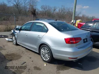 2015 Volkswagen Jetta SE with VIN 3VWD07AJ3FM242267, listed as a IAAI auction lot 41500978 with Not provided miles and . Bid and sale history available at DreamBid. Image 3.