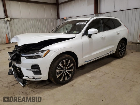 2023 Volvo XC60 Plus Bright Theme with VIN YV4L12RN3P1323237, listed as a Copart auction lot 45478745 with 16,592 mi miles and Salvage Title. Bid and sale history available at carsss.com. Image 1.