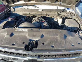 2007 Chevrolet Silverado 1500 LTZ with VIN 2GCEK13M071566615, listed as a IAAI auction lot 41268461 with 179,539 mi miles. Bid and sale history available at carsss.com. Image 10.