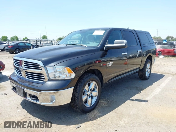 2017 Ram 1500 Big Horn z VIN 1C6RR7LM4HS882771, wystawiony jako IAAI lot #42401357 z przebiegiem 81 646 mil mil oraz . Historia ofert i sprzedaży dostępna na DreamBid. Obrazek 2.