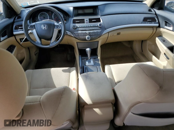 2012 Honda Accord LX Premium z VIN 1HGCP2F45CA193082, wystawiony jako Copart lot #56778455 z przebiegiem 299 568 mil mil oraz Szkoda całkowita • Salvage title. Historia ofert i sprzedaży dostępna na DreamBid. Obrazek 8.