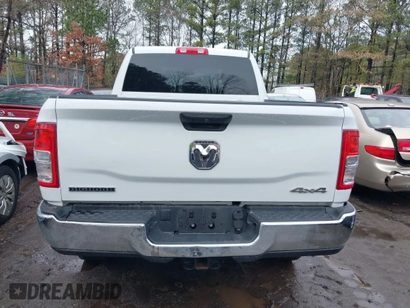 2024 Ram 2500 Big Horn with VIN 3C6UR5DJ1RG101376, listed as a IAAI auction lot 41451961 with 34,149 mi miles. Bid and sale history available at carsss.com. Image 16.
