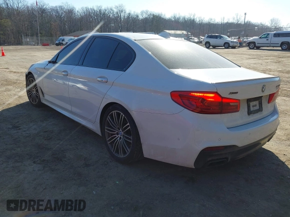 2018 BMW 5 Series M550i xDrive with VIN WBAJB9C53JB036097, listed as a IAAI auction lot 41743031 with 70,164 mi miles and . Bid and sale history available at carsss.com. Image 3.