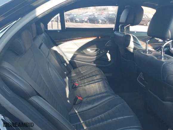 2015 Mercedes-Benz S-Class S 550 with VIN WDDUG8FB9FA113796, listed as a IAAI auction lot 41617393 with 132,884 mi miles. Bid and sale history available at carsss.com. Image 8.