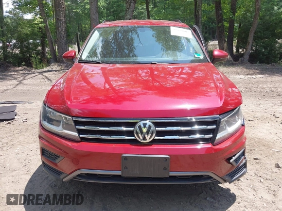 2018 Volkswagen Tiguan SEL with VIN 3VV3B7AX6JM073546, listed as a IAAI auction lot 42439602 with 97,109 mi miles and . Bid and sale history available at DreamBid. Image 12.
