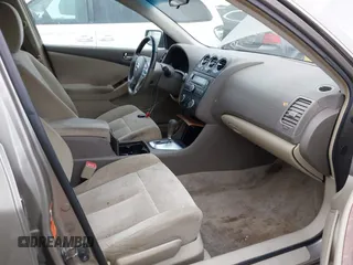 2007 Nissan Altima 2.5 with VIN 1N4AL21E27N404891, listed as a IAAI auction lot 42047791 with 187,232 mi miles. Bid and sale history available at carsss.com. Image 5.
