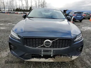 2025 Volvo S60 Core with VIN 7JRL12GJ4SG364728, listed as a Copart auction lot 46180865 with 7,483 mi miles and Clean Title. Bid and sale history available at carsss.com. Image 5.