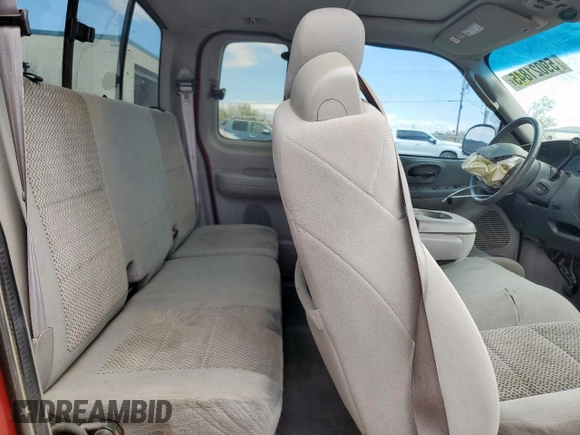 2003 Ford F-150 XL z VIN 1FTRX18L33NB73770, wystawiony jako Copart lot #59021845 z przebiegiem 344 989 mil mil oraz Szkoda całkowita • Salvage title. Historia ofert i sprzedaży dostępna na DreamBid. Obrazek 10.