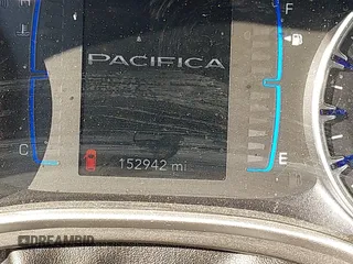 2020 Chrysler Pacifica Touring with VIN 2C4RC1FG4LR135808, listed as a IAAI auction lot 42553096 with 152,942 mi miles and . Bid and sale history available at DreamBid. Image 15.