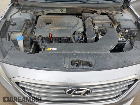 2017 Hyundai Sonata SE z VIN 5NPE24AF5HH448145, wystawiony jako Copart lot #56076575 z przebiegiem 168 358 mil mil oraz Czysty tytuł • Clean title. Historia ofert i sprzedaży dostępna na DreamBid. Obrazek 11.