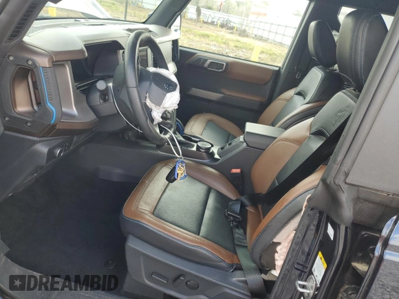 2021 Ford Bronco с VIN 1FMDE5DH8MLA62147, выставлен на аукционе Copart как лот 48059345 с пробегом 19 562 миль миль и Списание • Salvage title. История ставок и продаж доступна на DreamBid. Изображение 7.