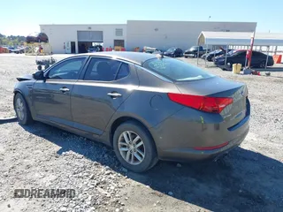 2013 Kia Optima LX with VIN 5XXGM4A74DG176057, listed as a IAAI auction lot 41826086 with 203,204 mi miles. Bid and sale history available at carsss.com. Image 3.