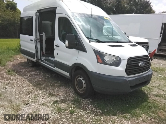 2017 Ford Transit z VIN 1FTYR2XM5HKB18929, wystawiony jako IAAI lot #42677710 z przebiegiem 133 539 mil mil oraz . Historia ofert i sprzedaży dostępna na DreamBid. Obrazek 9.