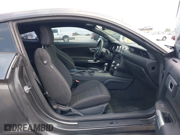 2016 Ford Mustang V6 с VIN 1FA6P8AM2G5290170, выставлен на аукционе IAAI как лот 42260864 с пробегом 122 675 миль миль и . История ставок и продаж доступна на DreamBid. Изображение 5.