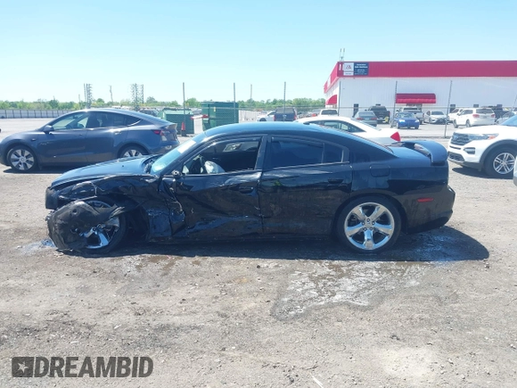 2014 Dodge Charger SE with VIN 2C3CDXBG7EH328575, listed as a IAAI auction lot 41998842 with 73,962 mi miles and . Bid and sale history available at carsss.com. Image 14.