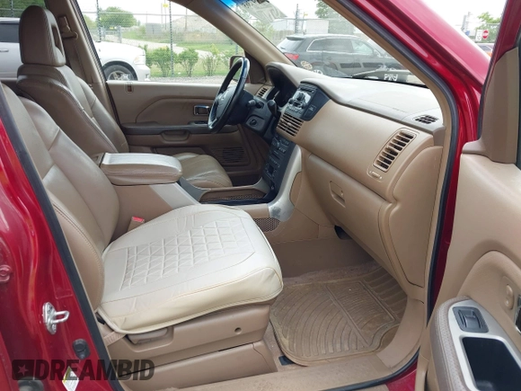 2005 Honda Pilot EX-L z VIN 5FNYF18525B054075, wystawiony jako IAAI lot #42347365 z przebiegiem 124 911 mil mil oraz . Historia ofert i sprzedaży dostępna na DreamBid. Obrazek 5.