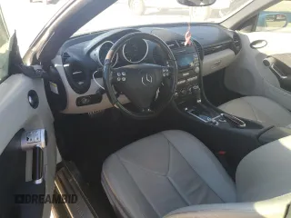 2007 Mercedes-Benz SLK-Class 3.0L with VIN WDBWK54F27F163187, listed as a Copart auction lot 80689934 with 183,188 mi miles and Salvage Title. Bid and sale history available at carsss.com. Image 8.