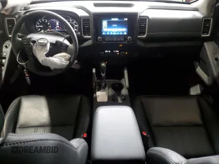 2024 Nissan Frontier SL z VIN 1N6ED1EJ2RN603496, wystawiony jako Copart lot #54011845 z przebiegiem 11 047 mil mil oraz Szkoda całkowita • Salvage title. Historia ofert i sprzedaży dostępna na DreamBid. Obrazek 8.