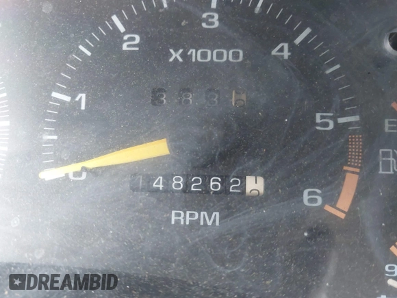 1997 Chevrolet Blazer LS z VIN 1GNDT13W6V2243751, wystawiony jako IAAI lot #42437683 z przebiegiem 148 262 mil mil oraz . Historia ofert i sprzedaży dostępna na DreamBid. Obrazek 7.