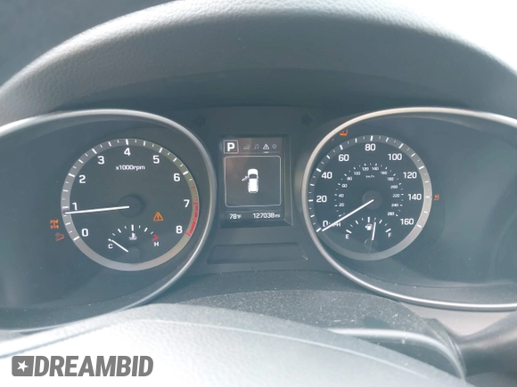 2018 Hyundai Santa Fe 2.4L z VIN 5NMZUDLB4JH073857, wystawiony jako IAAI lot #42200208 z przebiegiem 127 038 mil mil oraz . Historia ofert i sprzedaży dostępna na DreamBid. Obrazek 7.
