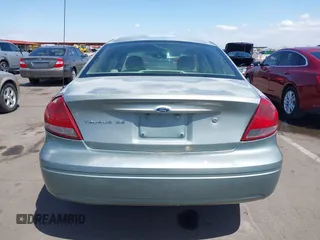 2005 Ford Taurus SE with VIN 1FAFP53U75A226240, listed as a IAAI auction lot 42066974 with 190,043 mi miles. Bid and sale history available at carsss.com. Image 16.