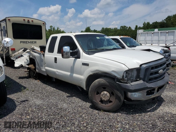 2006 Ford F-250 XL with VIN 1FTSX20576EC87733, listed as a Copart auction lot 62748595 with 285,236 mi miles and Salvage title. Bid and sale history available at DreamBid. Image 4.