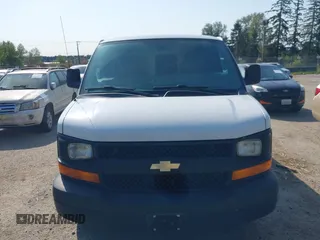 2014 Chevrolet Express Cargo z VIN 1GCWGFCA4E1212687, wystawiony jako IAAI lot #42108018 z przebiegiem 259 074 mil mil oraz . Historia ofert i sprzedaży dostępna na DreamBid. Obrazek 12.