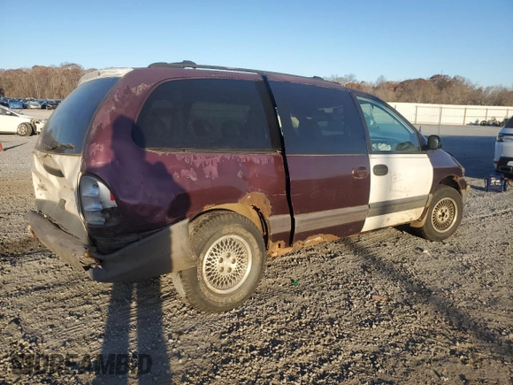 2000 Plymouth Voyager Grand SE z VIN 2P4GP44G6YR631700, wystawiony jako Copart lot #82873844 z przebiegiem Nie podano mil oraz Szkody całkowita. Historia ofert i sprzedaży dostępna na DreamBid. Obrazek 3.