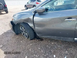 2023 Nissan Murano SV z VIN 5N1AZ2BJ6PC140912, wystawiony jako IAAI lot #42684601 z przebiegiem 52 272 mil mil oraz . Historia ofert i sprzedaży dostępna na DreamBid. Obrazek 6.