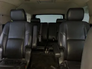2013 Cadillac Escalade ESV Premium z VIN 1GYS4JEF9DR265575, wystawiony jako Copart lot #46358615 z przebiegiem 285 576 mil mil oraz Szkoda całkowita • Salvage title. Historia ofert i sprzedaży dostępna na DreamBid. Obrazek 10.
