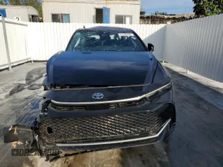 2025 Toyota Crown XLE with VIN JTDAAAAF4S3032655, listed as a Copart auction lot 41336325 with 10,009 mi miles and Non Repairable. Bid and sale history available at carsss.com. Image 5.
