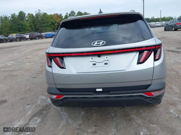 2024 Hyundai Tucson SEL with VIN 5NMJF3DE1RH434919, listed as a IAAI auction lot 40509806 with NaN miles. Bid and sale history available at carsss.com. Image 16.