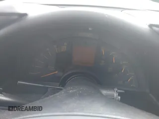 1991 Chevrolet Corvette z VIN 1G1YY2385M5117941, wystawiony jako IAAI lot #41408362 z przebiegiem Nie podano mil oraz . Historia ofert i sprzedaży dostępna na DreamBid. Obrazek 15.