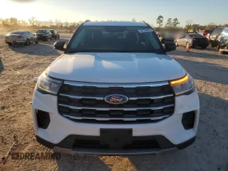 2025 Ford Explorer Active with VIN 1FMUK7DH4SGA20164, listed as a Copart auction lot 87742815 with 2,577 mi miles and Salvage Title. Bid and sale history available at carsss.com. Image 5.