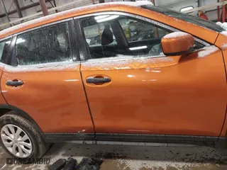 2017 Nissan Rogue SL with VIN JN8AT2MVXHW014000, listed as a IAAI auction lot 41836611 with 152,112 mi miles. Bid and sale history available at carsss.com. Image 13.
