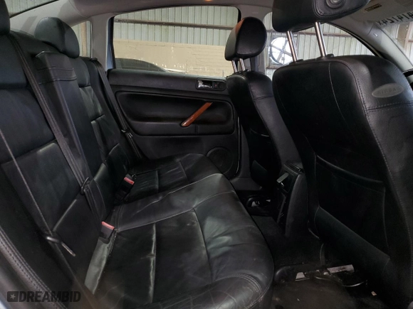 2003 Volkswagen Passat GLX with VIN WVWTH63BX3P110684, listed as a Copart auction lot 86474724 with 225,717 mi miles and Salvage Title. Bid and sale history available at carsss.com. Image 10.