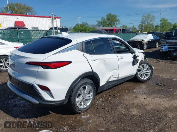 2024 Buick Envista Preferred with VIN KL47LAE21RB041318, listed as a IAAI auction lot 42145509 with 24,316 mi miles and . Bid and sale history available at DreamBid. Image 4.