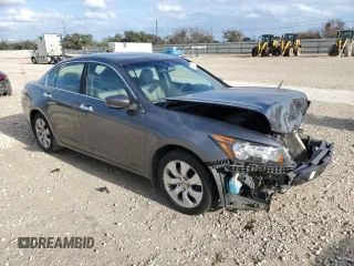 2010 Honda Accord EX-L z VIN 1HGCP3F86AA000301, wystawiony jako Copart lot #84867284 z przebiegiem Nie podano mil oraz Szkoda całkowita • Salvage title. Historia ofert i sprzedaży dostępna na DreamBid. Obrazek 4.