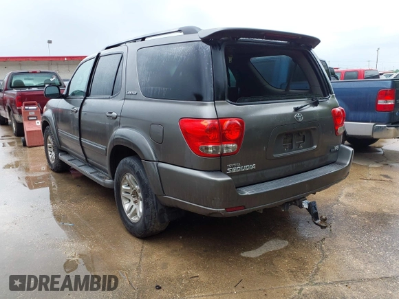 2006 Toyota Sequoia Limited with VIN 5TDZT38A36S268141, listed as a IAAI auction lot 41935258 with 272,352 mi miles and . Bid and sale history available at DreamBid. Image 3.