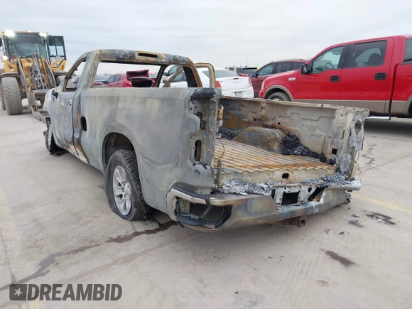 2021 Chevrolet Silverado 1500 Work Truck with VIN 3GCNWAEF1MG308061, listed as a IAAI auction lot 41267222 with Not Provided miles. Bid and sale history available at carsss.com. Image 3.