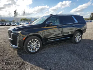 2023 Cadillac Escalade 4WD Premium Luxury z VIN 1GYS4BKL3PR236058, wystawiony jako Copart lot #46817095 z przebiegiem 53 089 mil mil oraz Tytuł czysty. Historia ofert i sprzedaży dostępna na DreamBid. Obrazek 1.