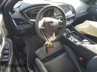 2022 Cadillac CT5 Sport z VIN 1G6DP5RK1N0120432, wystawiony jako Copart lot #76543334 z przebiegiem Nie podano mil oraz Nie do naprawy • Non repairable. Historia ofert i sprzedaży dostępna na DreamBid. Obrazek 8.