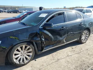 2010 Lincoln MKS with VIN 1LNHL9ER9AG611882, listed as a IAAI auction lot 42093141 with 153,627 mi miles. Bid and sale history available at carsss.com. Image 6.