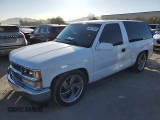 1997 Chevrolet Tahoe z VIN 3GNEC18R8VG173538, wystawiony jako Copart lot #44571845 z przebiegiem 250 687 mil mil oraz Szkoda całkowita • Salvage title. Historia ofert i sprzedaży dostępna na DreamBid. Obrazek 1.