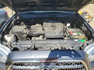 2017 Toyota Tacoma SR5 with VIN 3TMAZ5CNXHM032218, listed as a Copart auction lot 49672275 with 104,244 mi miles and Salvage Title. Bid and sale history available at DreamBid. Image 13.